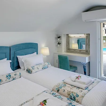 Villa Azalea Sani With Outdoor Hot Tub, Sani Luxury Collection *