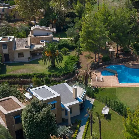 Villa Azalea Sani With Outdoor Hot Tub, Sani Luxury Collection Sani (Chalkidiki)