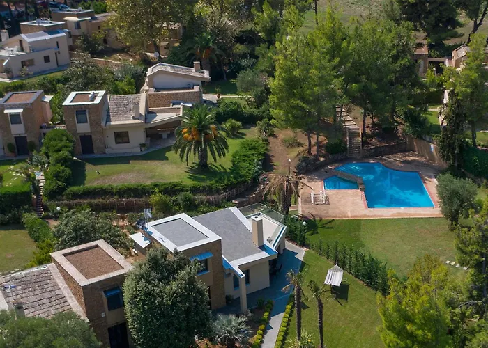Villa Azalea Sani With Outdoor Hot Tub, Sani Luxury Collection Sani (Chalkidiki)