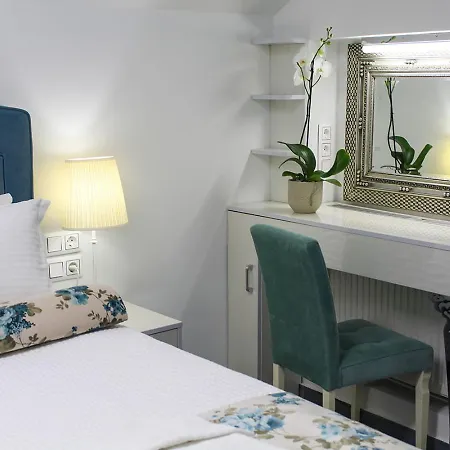 Azalea Sani With Outdoor Hot Tub, Sani Luxury Collection Villa Sani (Chalkidiki)